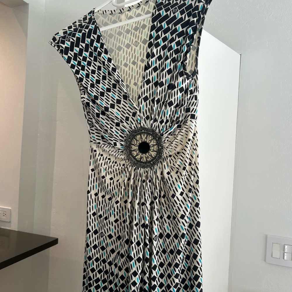 Elegant Black and White Geometric Dress